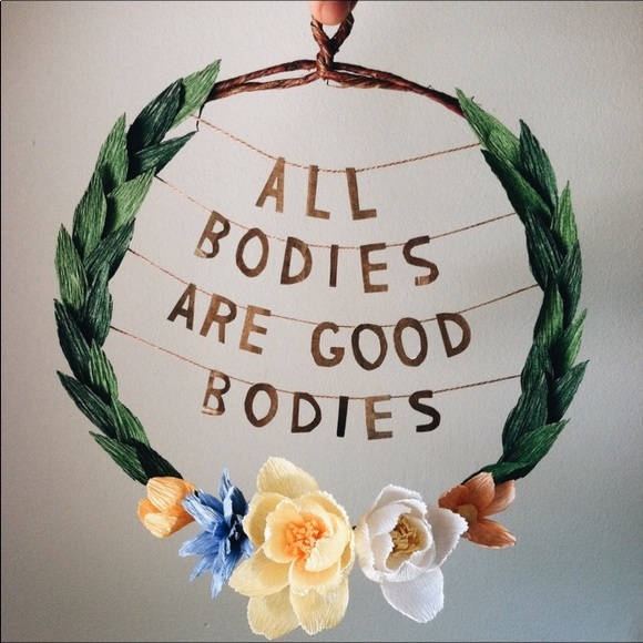 Hi friends, I’m Danielle! 🤍✨🕊♋️ - Picture 10 of 16